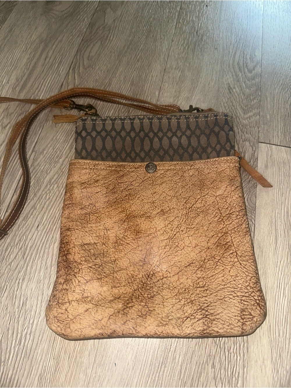 Myra Honey Bee Crossbody Bag Canvas & Leather Women’s Western Purse